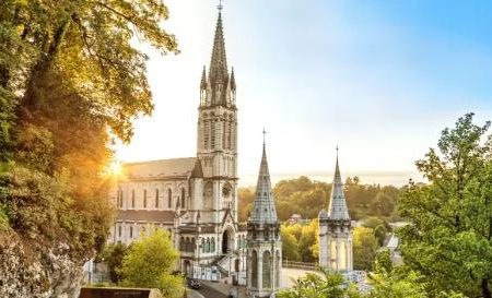 Busreis Lourdes & Nevers Midi Pyreneeen_goedkoopstezomervakantie.nl