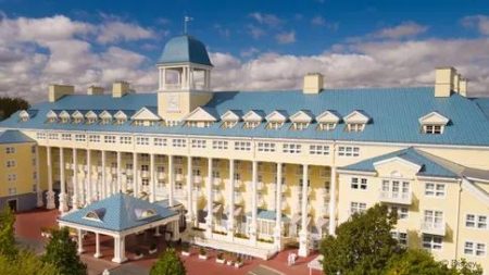 Busreis Disney Newport Bay Club **** - Magisch Arrangement_Disneyland Paris_goedkoopstezomervakantie.nl