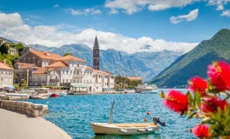 Vlieg-busreis Spectaculair Montenegro_Baai van Kotor_goedkoopstezomervakantie.nl