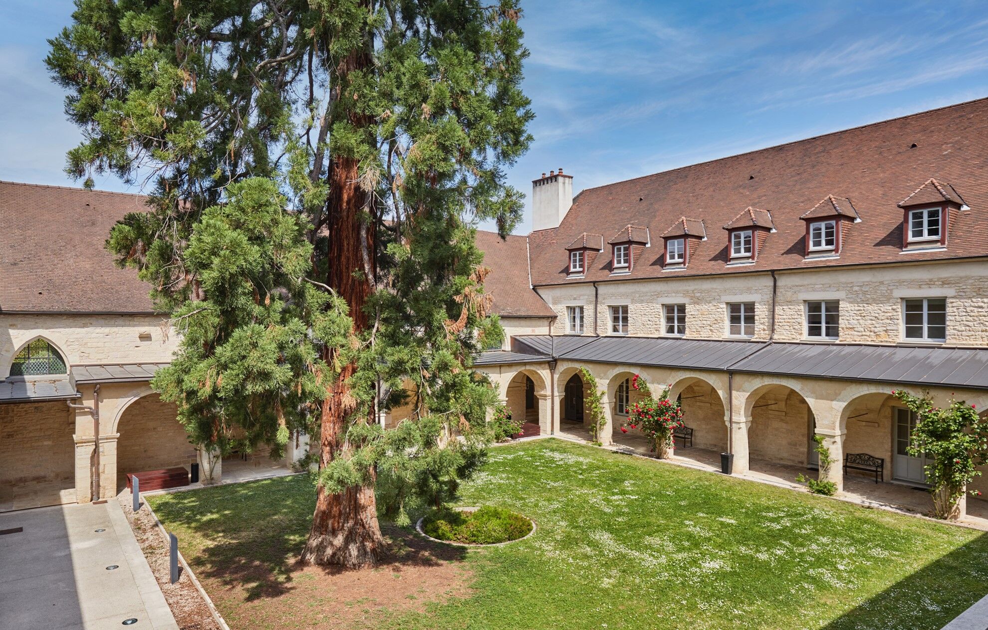 Dijon Centre Les Cordeliers 3p6p_goedkoopstezomervakantie.nl