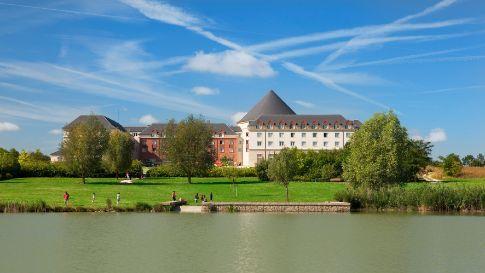 Disneyland Paris per auto - Grand Magic Hotel****_goedkoopstezomervakantie.nl