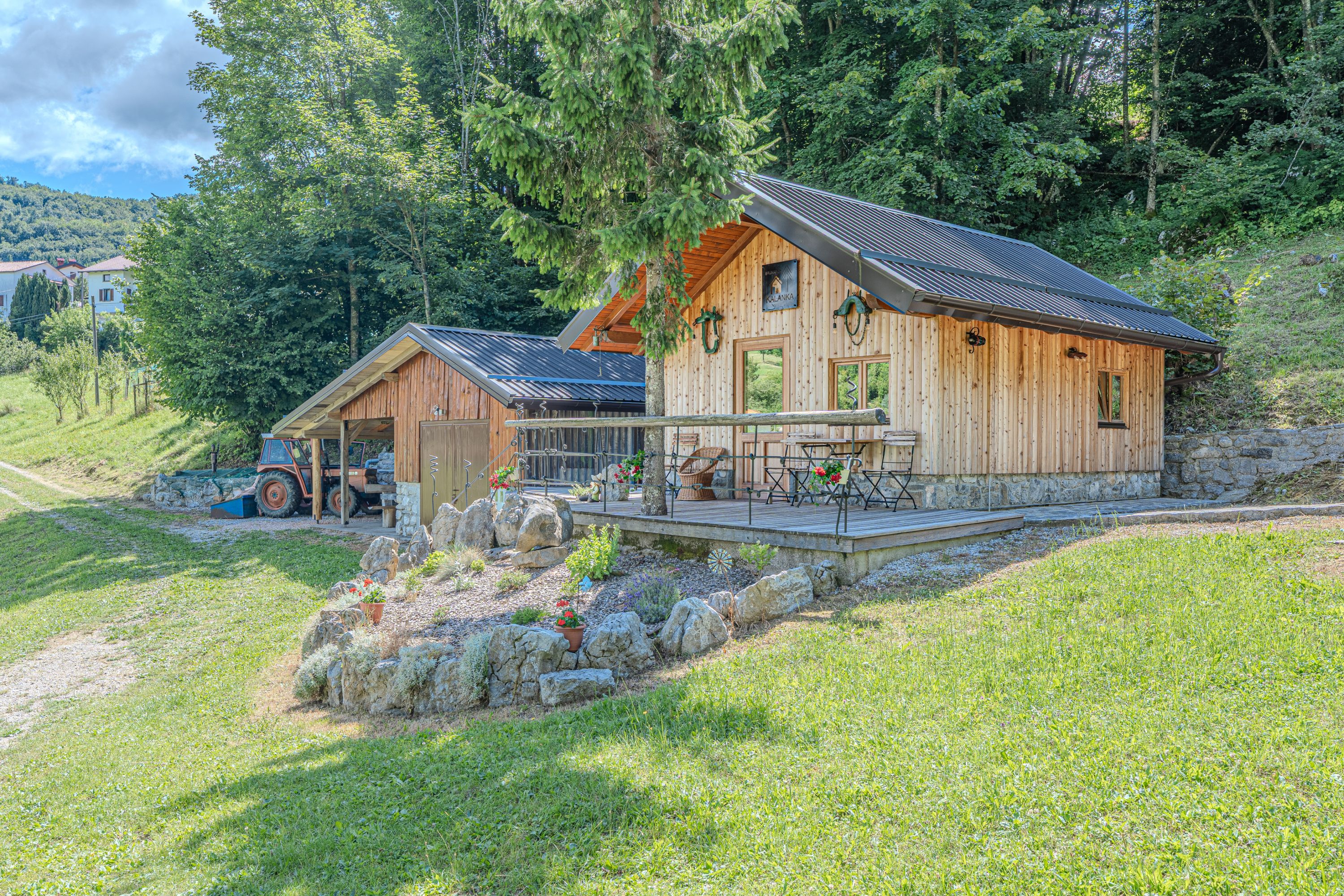 Enchanted Cosy Chalet Kalanka_goedkoopstezomervakantie.nl