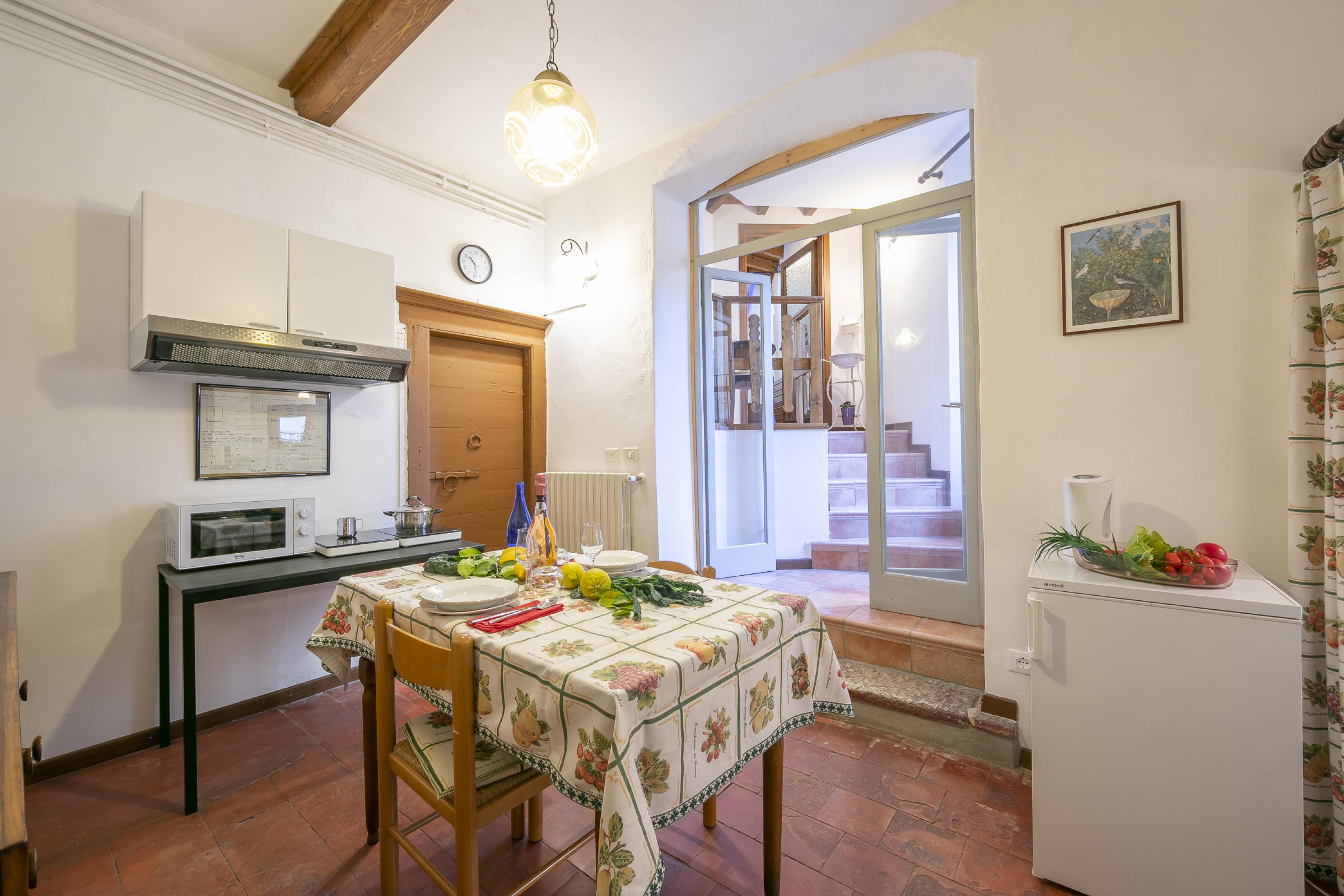 Gufo - Navy- 100m near lake_goedkoopstezomervakantie.nl