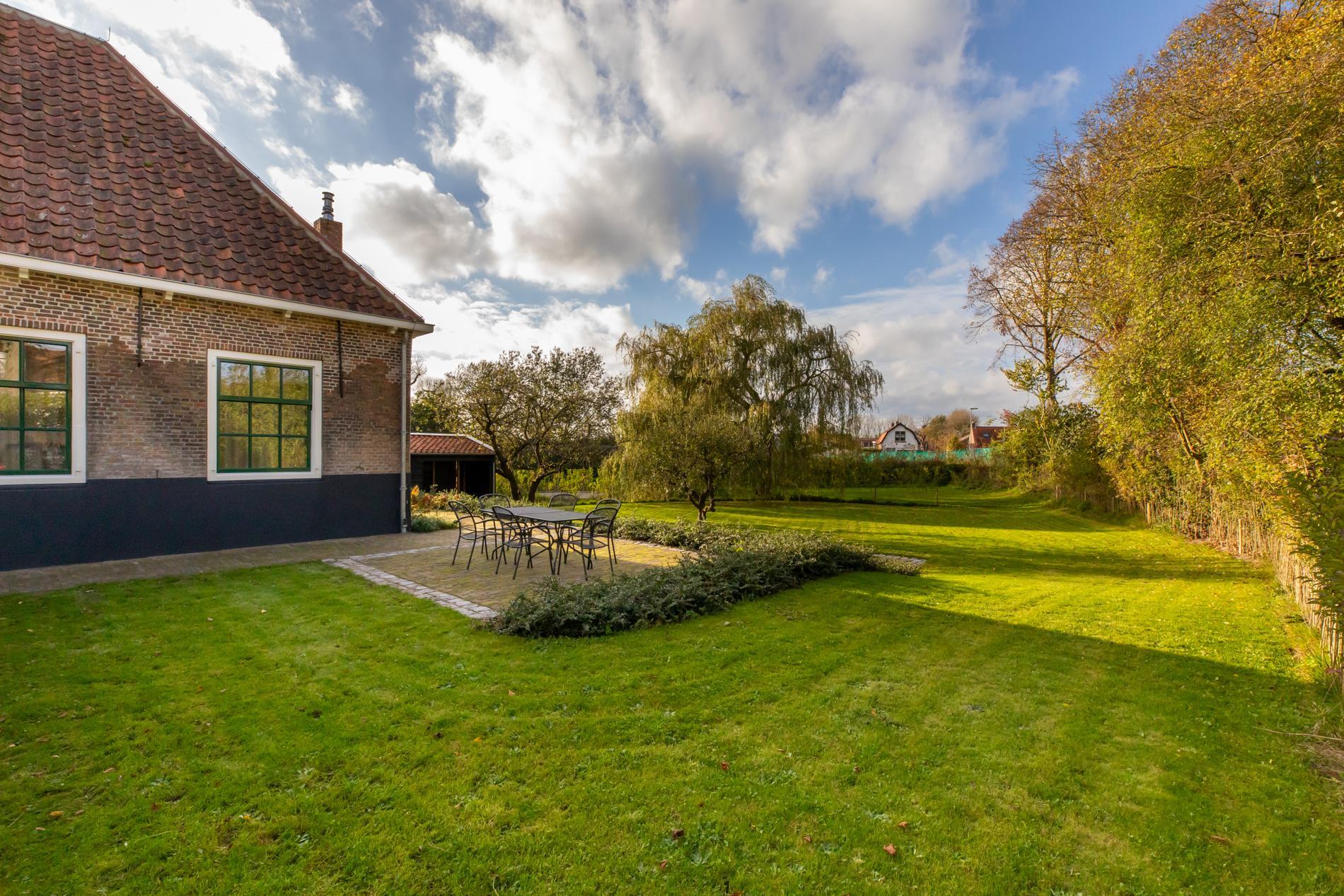 Holiday home - Stationsweg 5 | Heinkenszand 'Boerderij Molenhof'_goedkoopstezomervakantie.nl