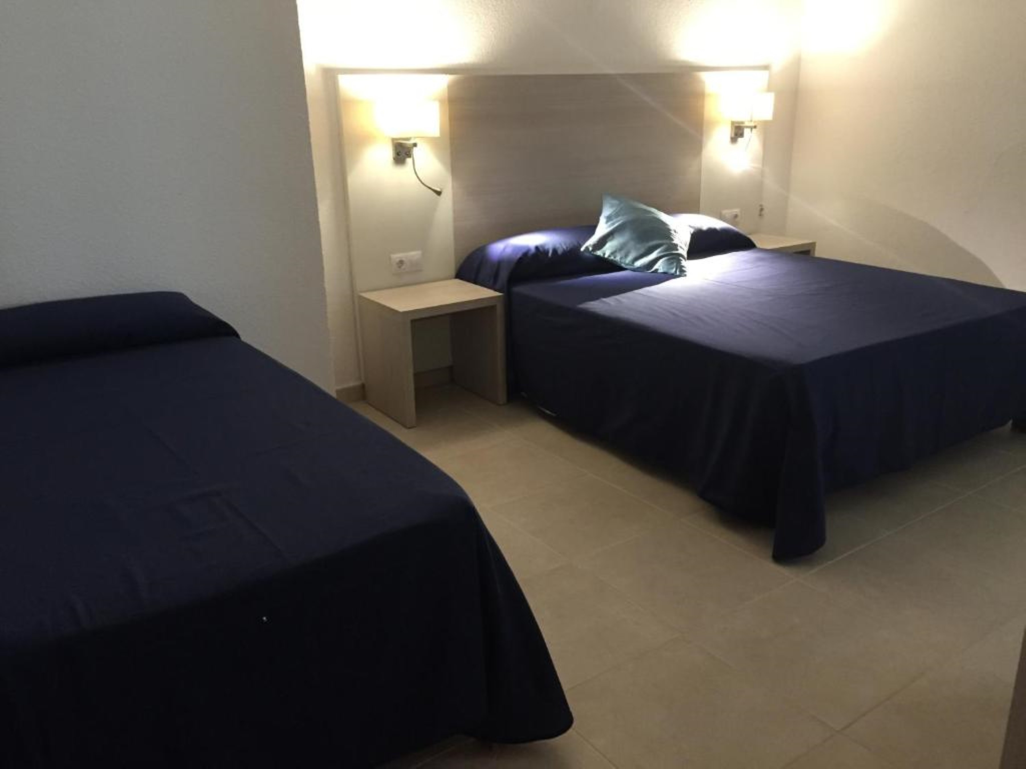 Hotel Antares Hab. Familiar_goedkoopstezomervakantie.nl