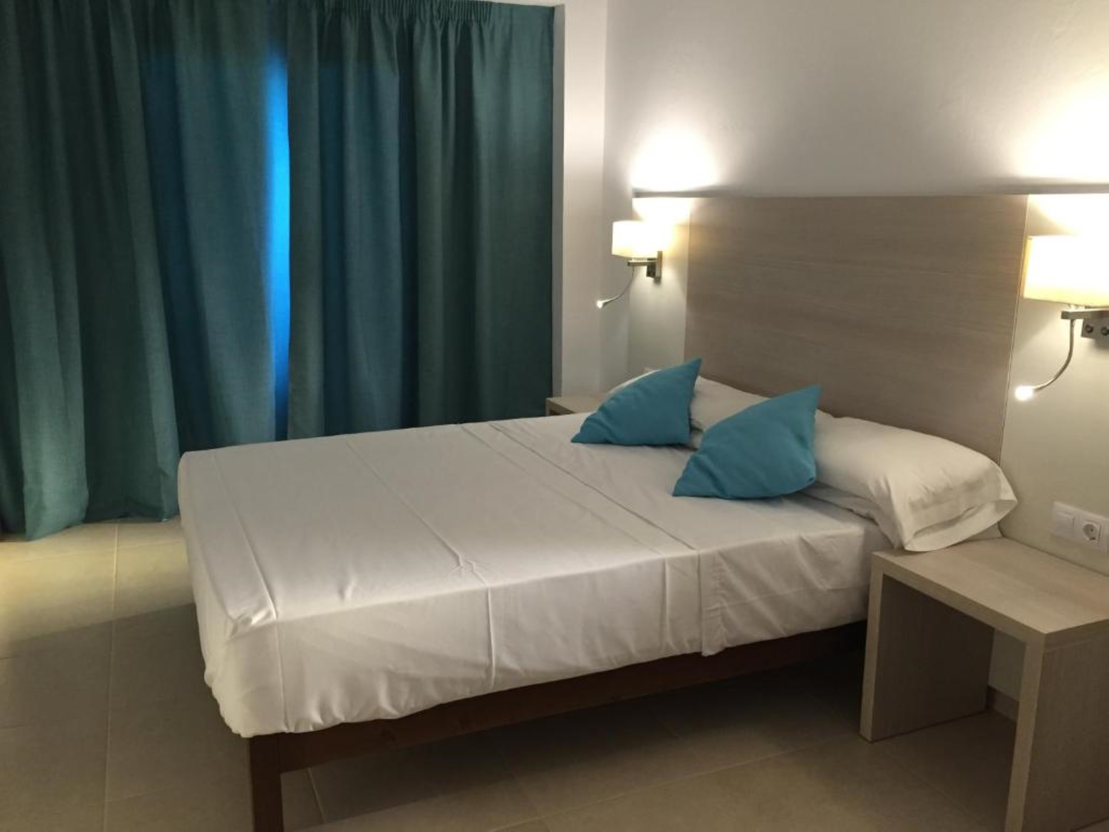 Hotel Antares Hab. Individual_goedkoopstezomervakantie.nl