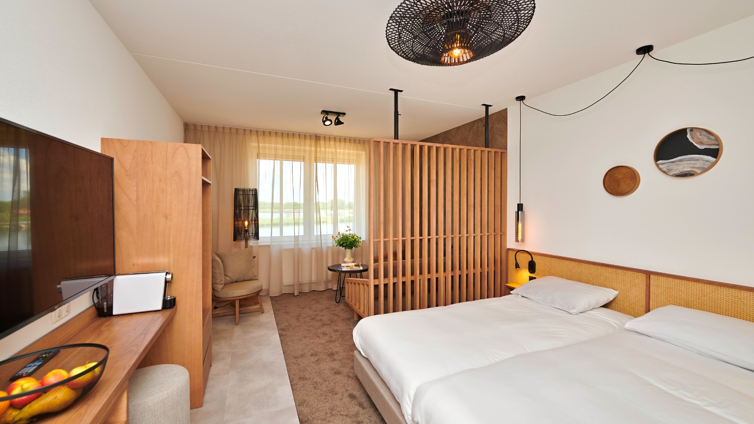 Lake View Hotel Room 2p_goedkoopstezomervakantie.nl