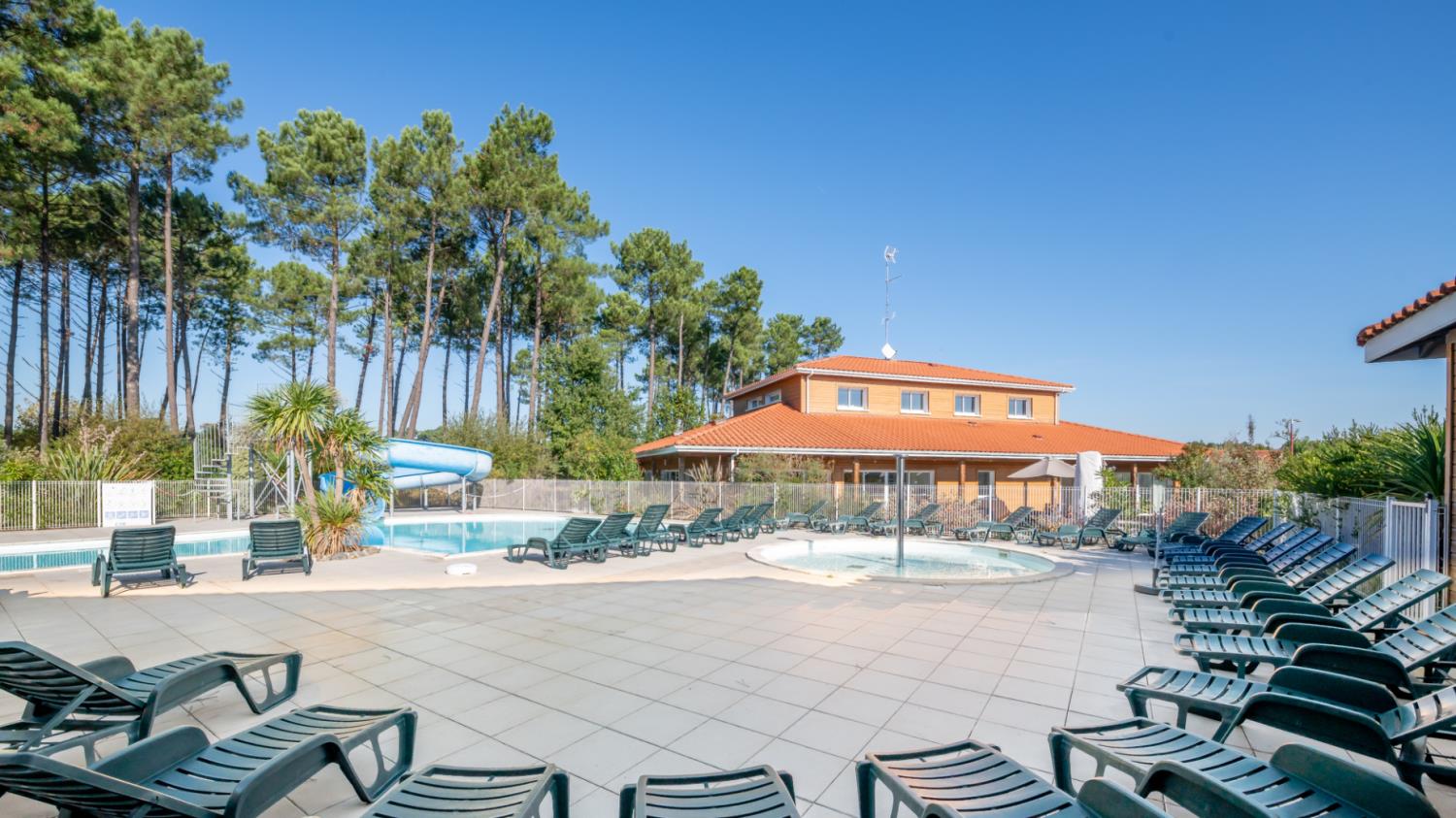 Le Domaine des Grands Lacs*** 2P4S_goedkoopstezomervakantie.nl