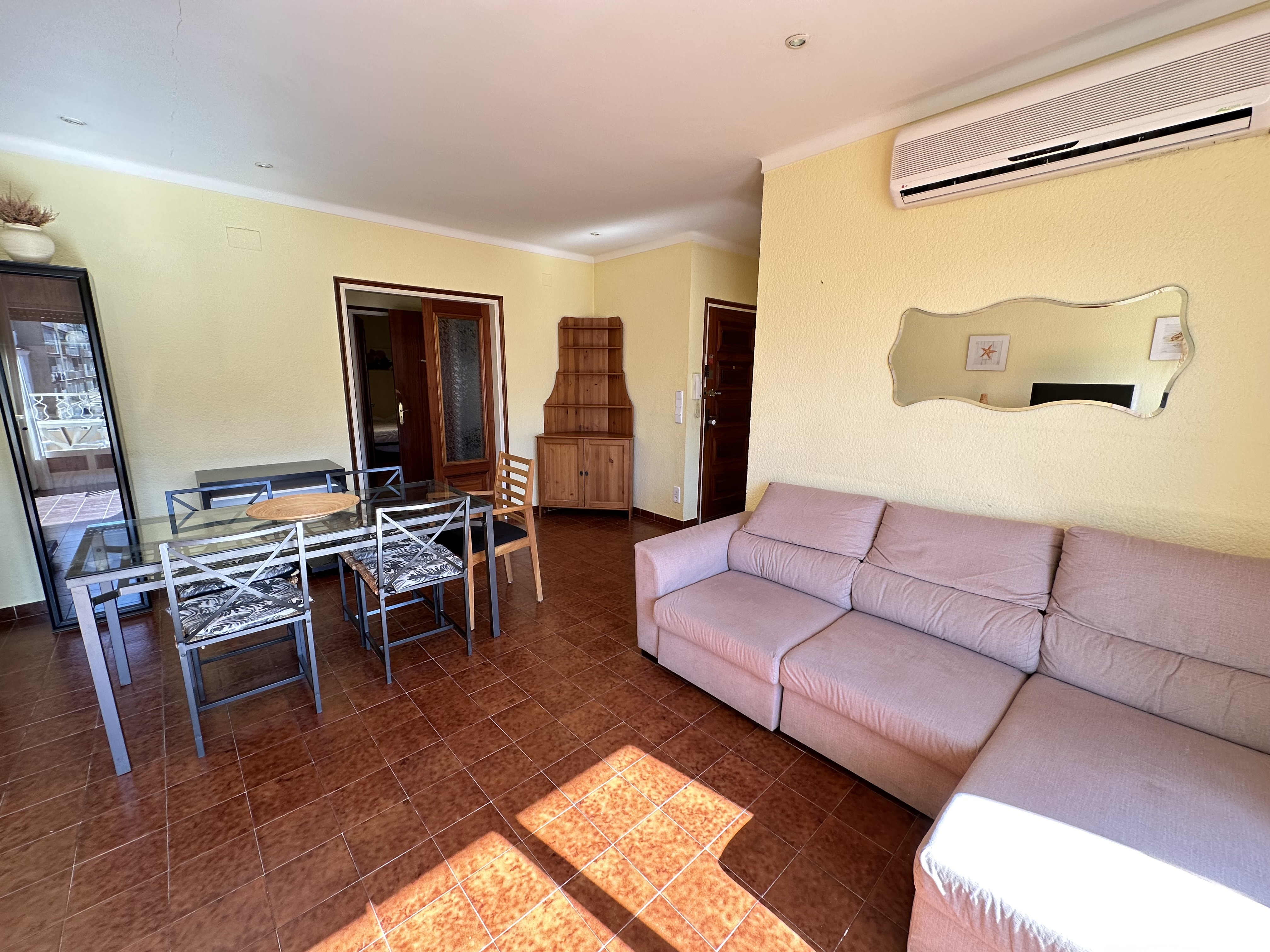 Llotja 3A_goedkoopstezomervakantie.nl