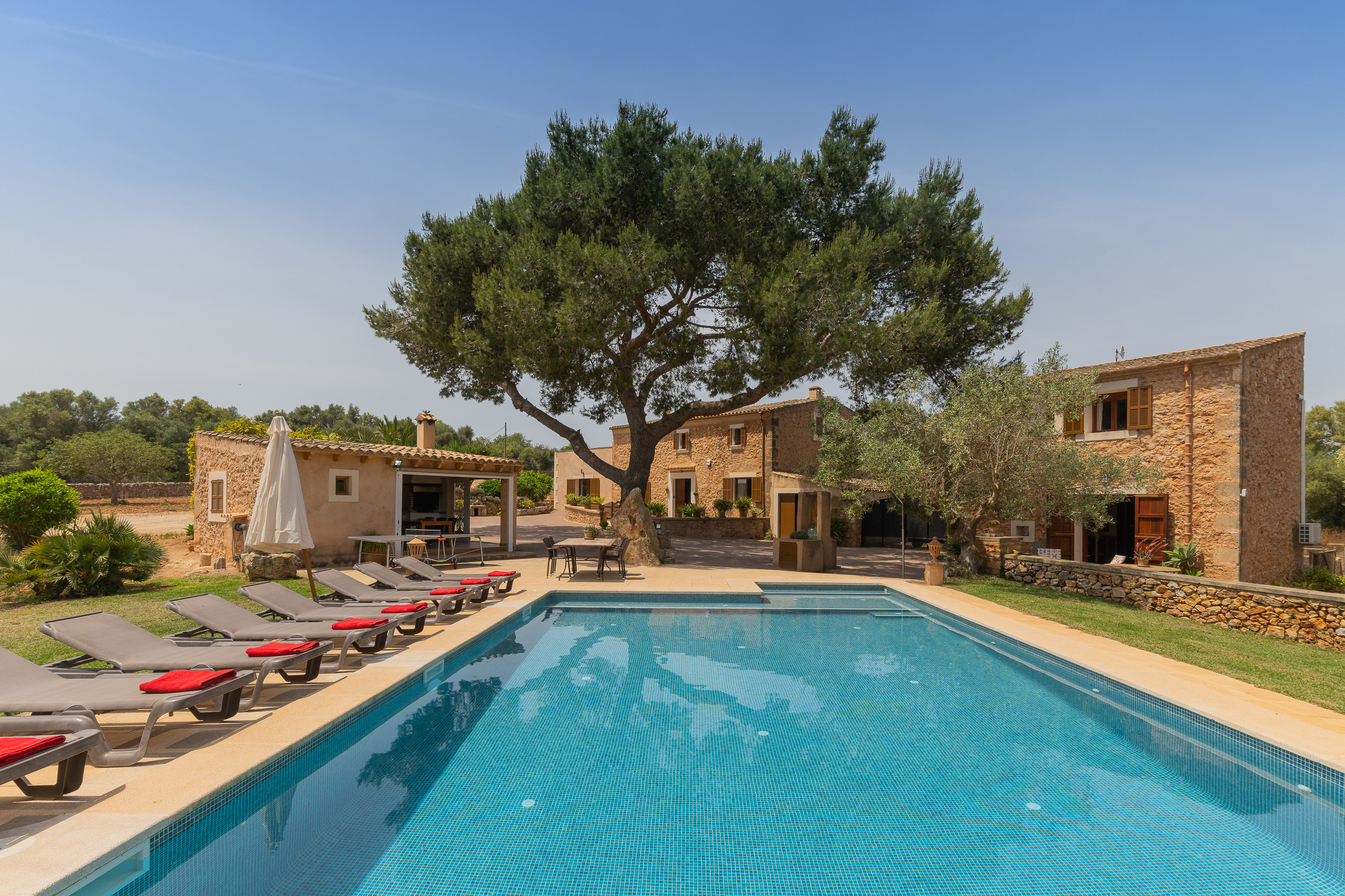 Ses Angoixes_goedkoopstezomervakantie.nl